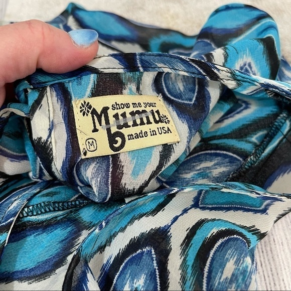 Show Me Your MuMu High Low Ikat Print Keyhole Back Blouse Blue and White - Picture 10 of 11
